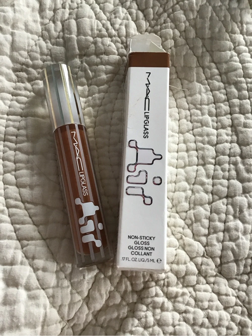 New MAC Cosmetics Lipglass Lip Gloss in Instinct #225 Brown